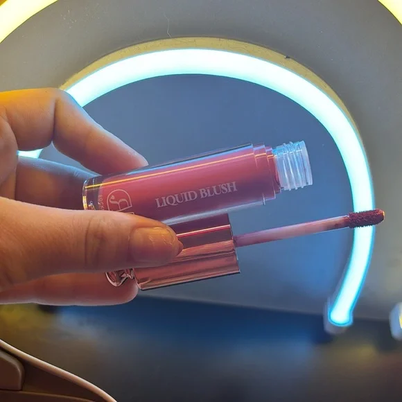 Brand new!! Bronzer and Blush duo!! - Picture 6 of 7